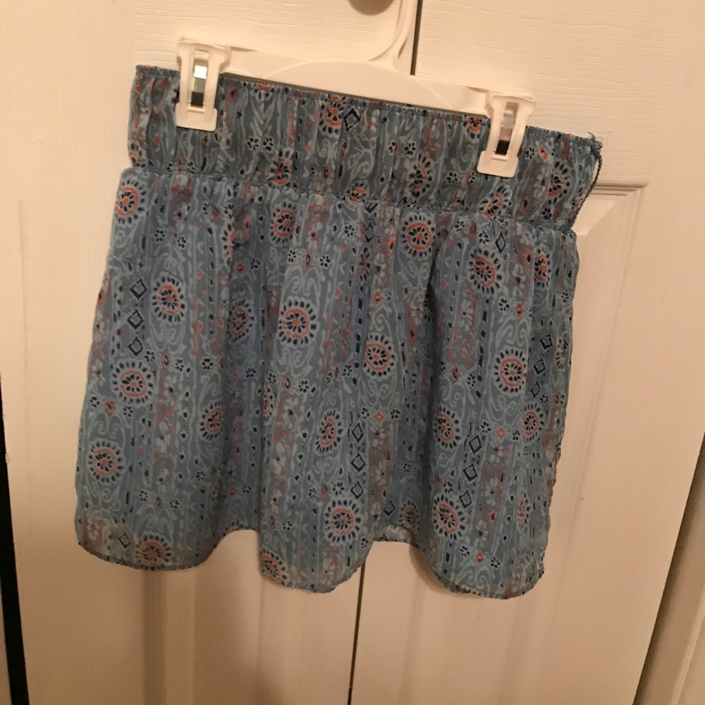 Soft blue pattern skirt